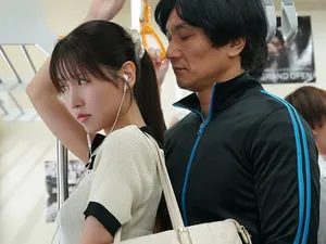 來自日本的亞洲浪蕩公子夫婦展示了他們有多喜歡他媽的