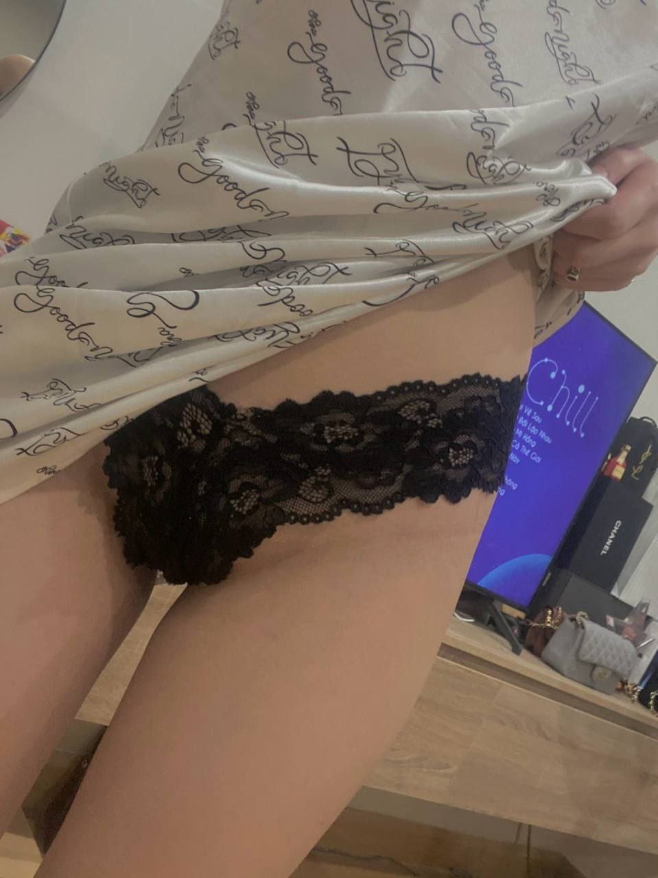 Threesome cùng cô nàng nứng tình Karen Kaede